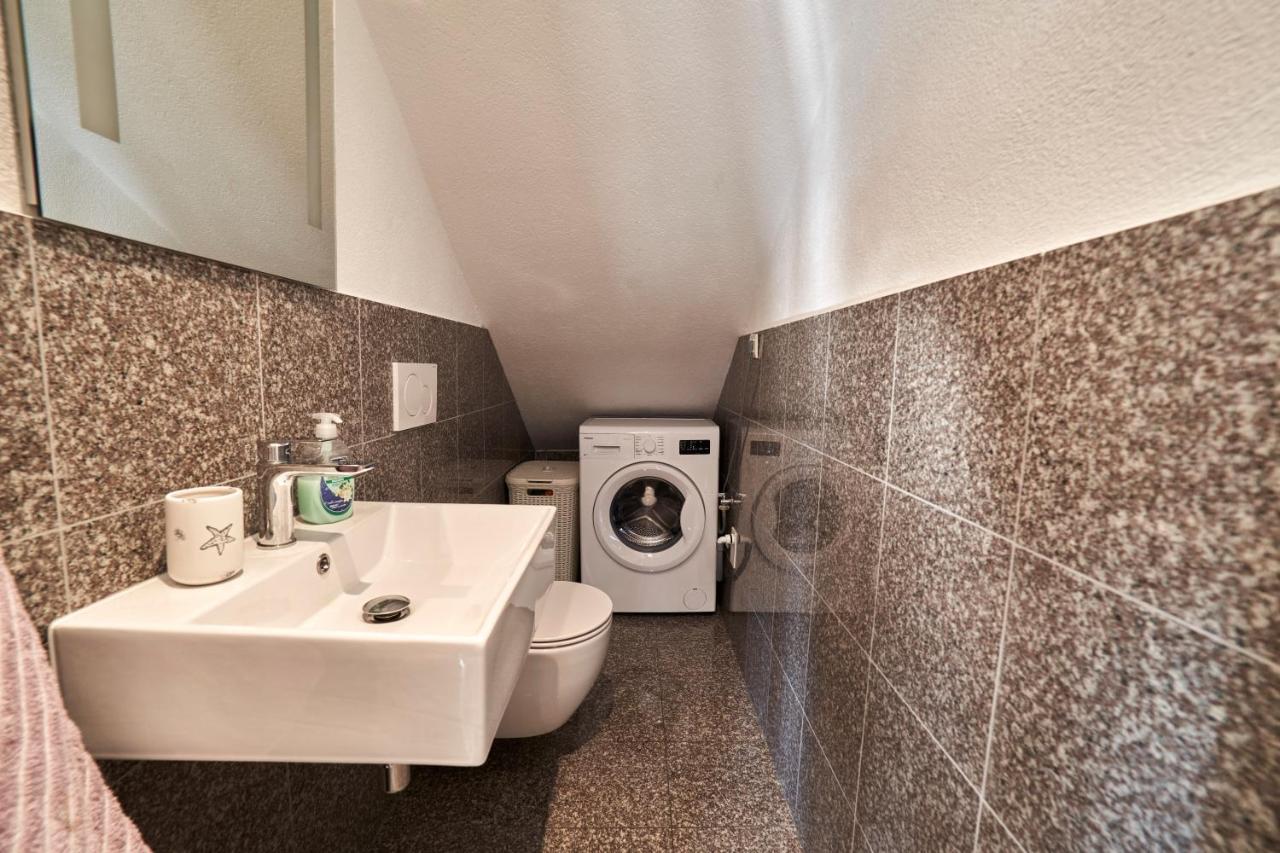 Haus Mila Villa Pavicini Buitenkant foto